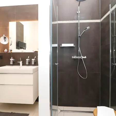 Alte Seefahrtschule App 09 Schwalbennest *