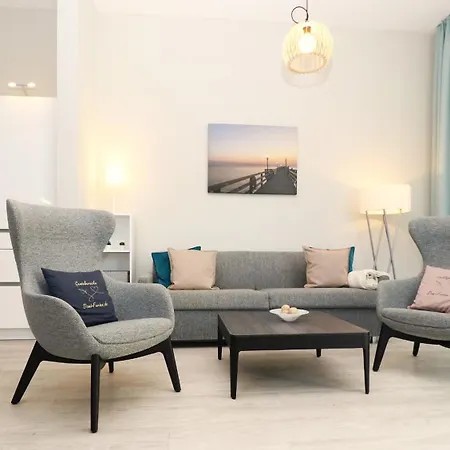 Alte Seefahrtschule App 09 Schwalbennest * Wustrow (Fischland)