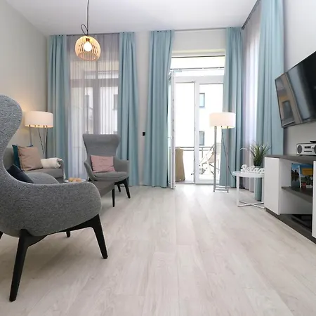 Alte Seefahrtschule App 09 Schwalbennest Wustrow (Fischland)